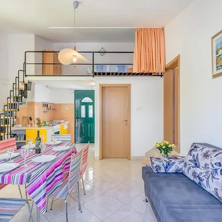 Bogdan Apartment Mimice